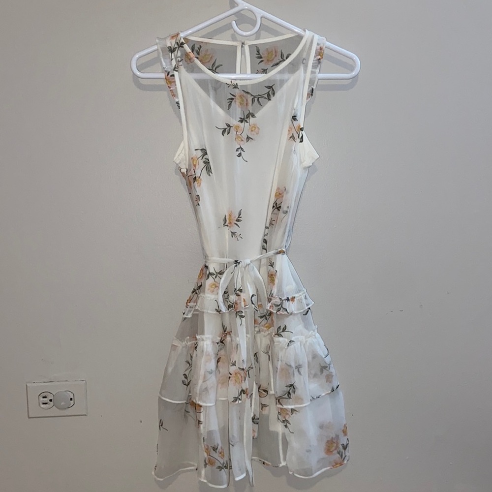 Super cute floral print dress with waist tie by Abercrombie & Fitch - like new!